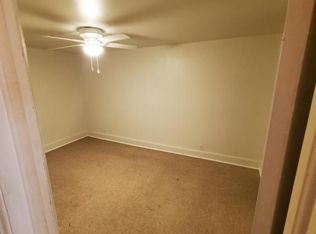 20 S Chicago Ave, Freeport, IL 61032