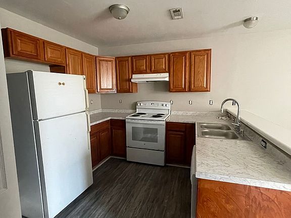 3rd image of 2208 Catherine Simmons Ave APT D