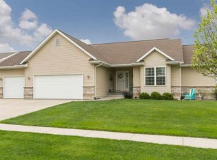 1735 Bellboy Dr, Marion, IA 52302
