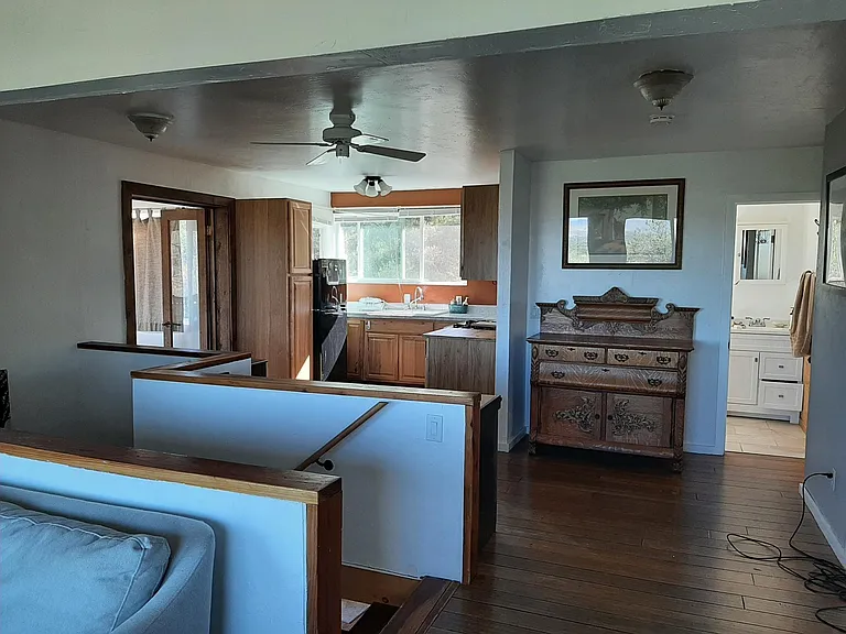 285 N Sacred Ln — Photo 3
