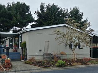 51577 SE Oak Grove Dr, Scappoose, OR