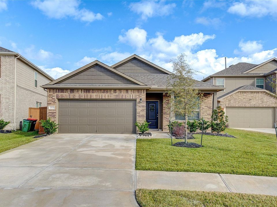 1st image of 1309 Coco Ray Ln