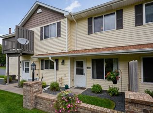 7558 15th Street Ln N, Oakdale, MN 55128