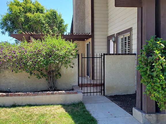 2nd image of 12994 E Vistapark Dr