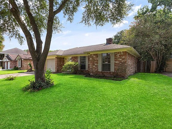 2nd image of 6603 Escondido Dr