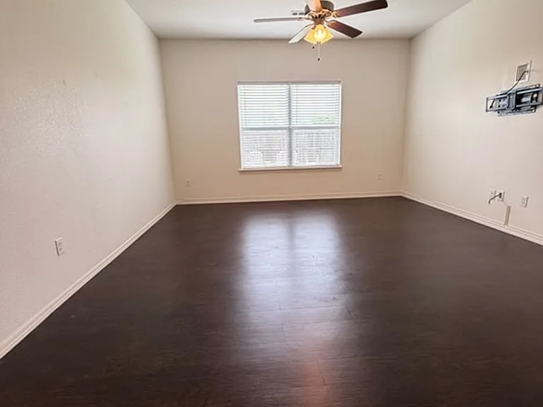 691 Morningside Dr — Photo 11