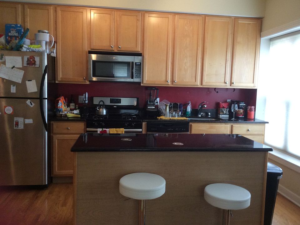Granite Counters/SS Appliances