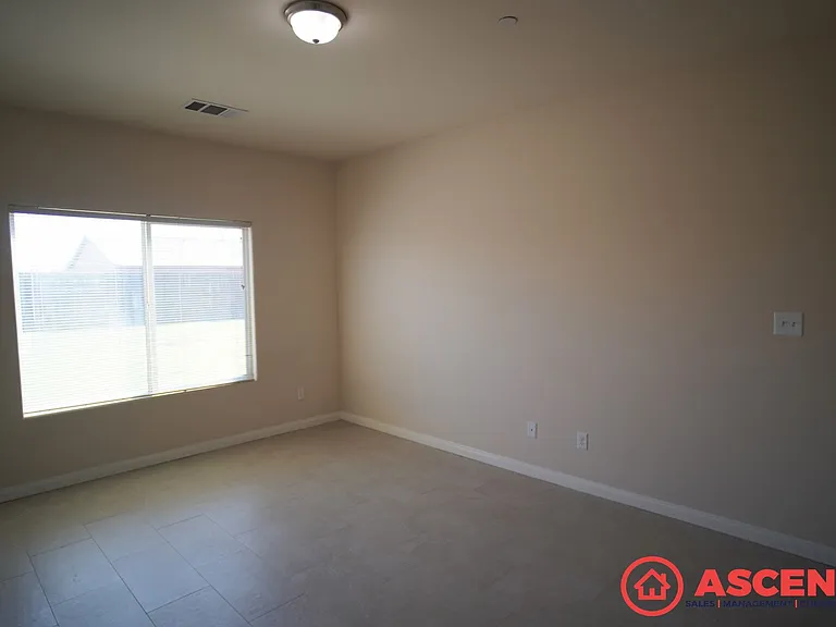 9118 Davedaly Ct — Photo 14