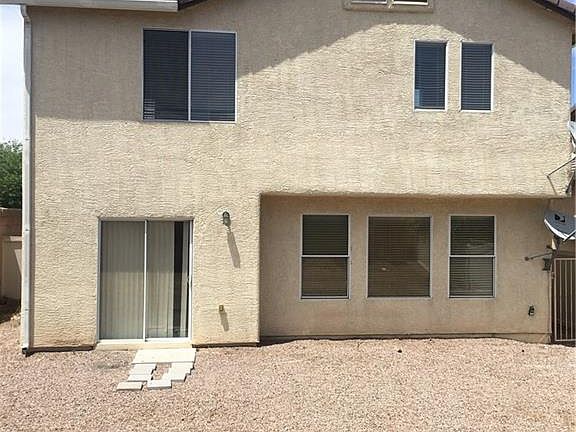 2nd image of 2467 Begonia Valley Ave