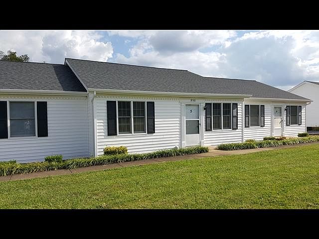 1st image of 950 Beverly Dr #5
