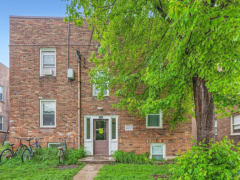 1716 Grand Ave — Photo 15