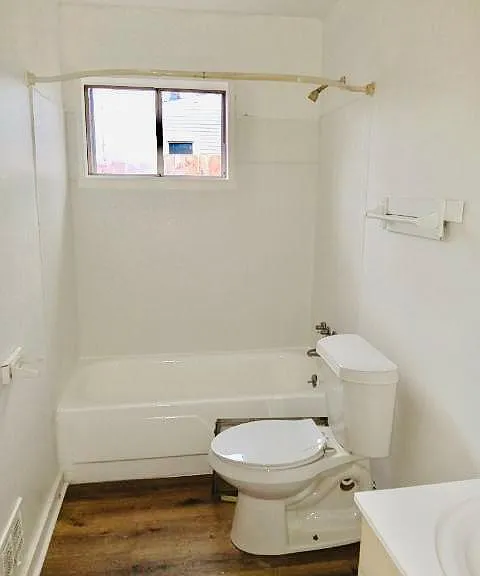 37 E Hopkins Ave — Photo 9