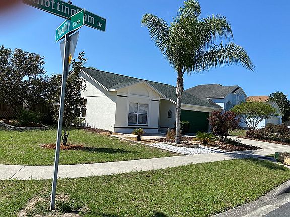 2nd image of 8600 Knottingham Dr