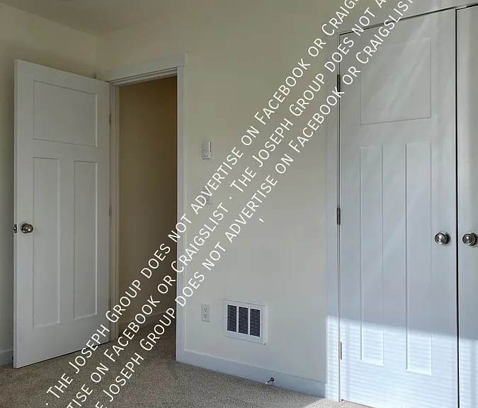 2285 Brome St #C — Photo 22