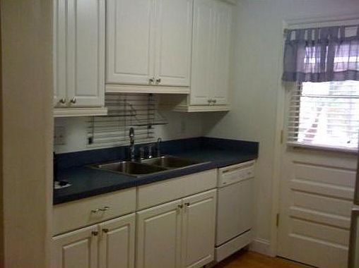 4th image of 3240 Mary St APT S104