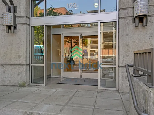 159 Denny Way, Seattle, WA