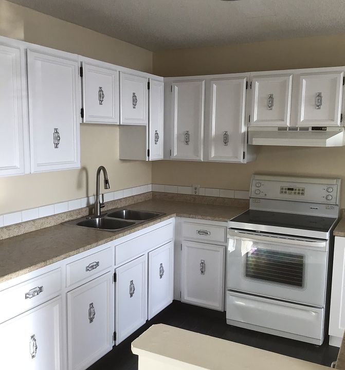 Kitchen picture # 1