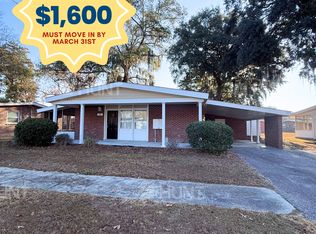 92 Camellia Dr, Beaufort, SC 29906