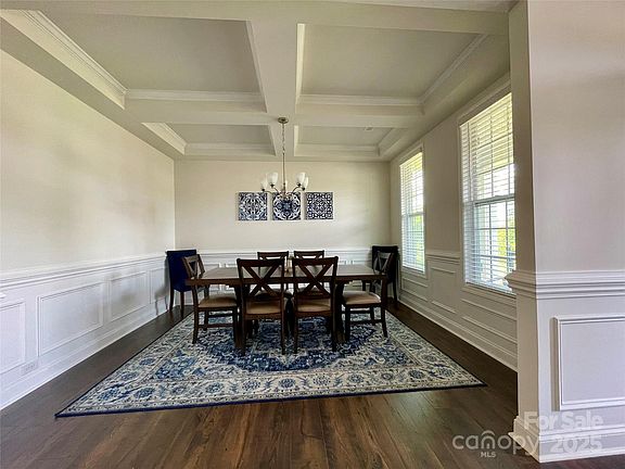 5th image of 5005 Blue Serenity Ct