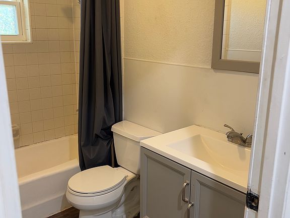 2nd image of 239 Stone Dr APT A