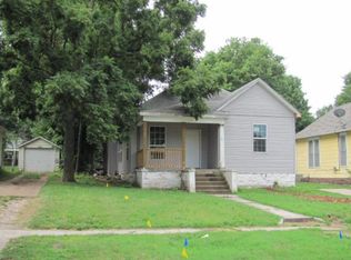 818 W Scott St, Springfield, MO 65802