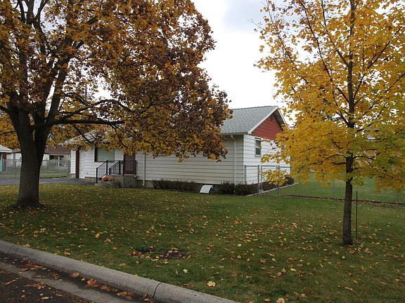 2nd image of 1250 Schilling St