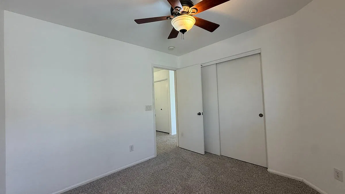 43036 West Anne Lane — Photo 3