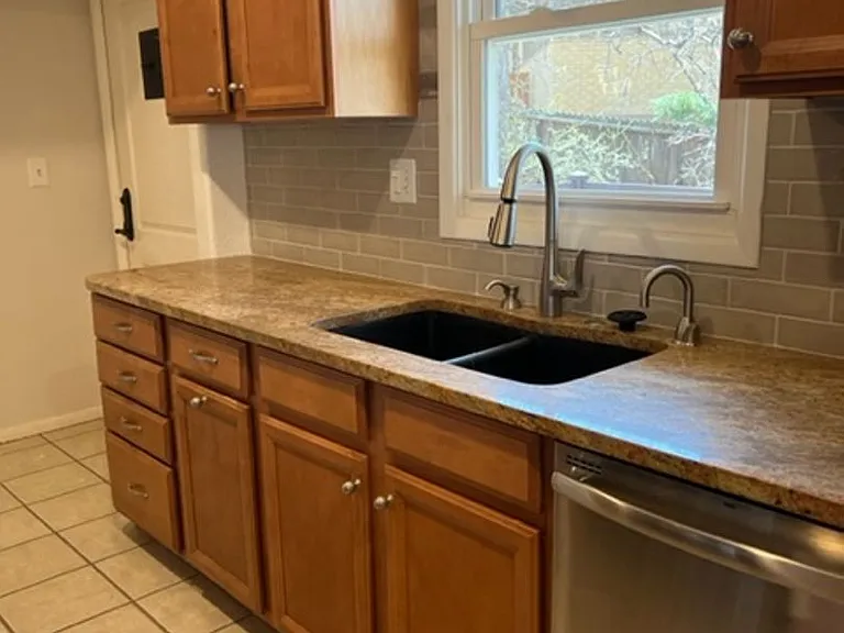 1212 Morning Star Dr — Photo 31