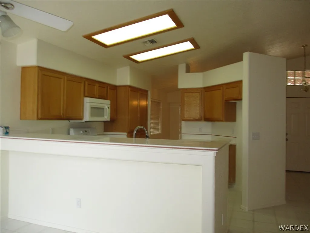 3 bed, 2.0 bath, 1542 sqft, $1,650 — Photo 4