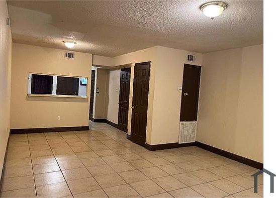 4th image of 5969 Tullis Dr