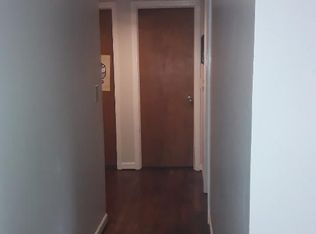 821 Dawes Ave, Wheaton, IL 60189