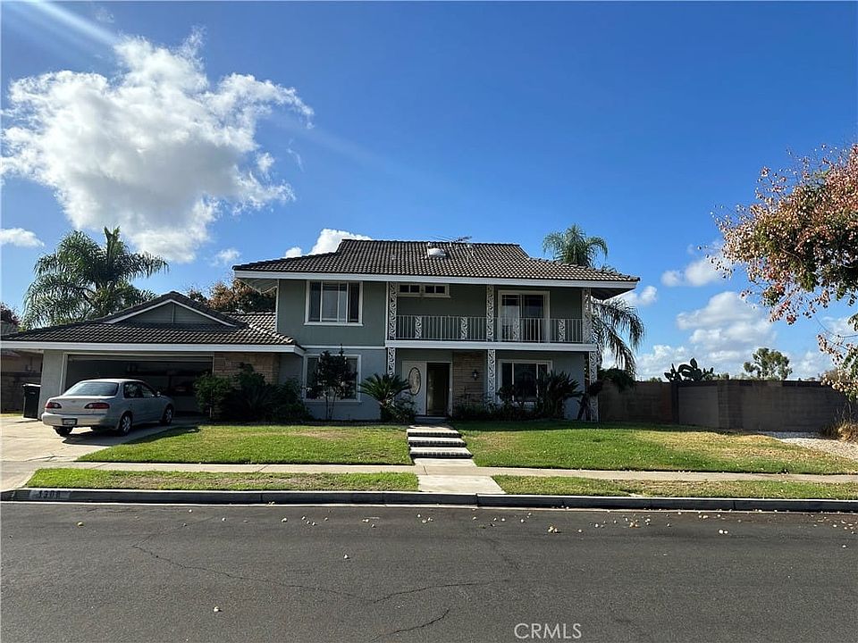 2nd image of 1308 Vina Del Mar Ave