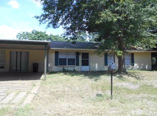 9961 County Road 1111, Athens, TX 75751