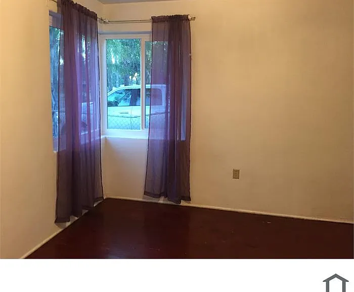 702 Palm Ave — Photo 3