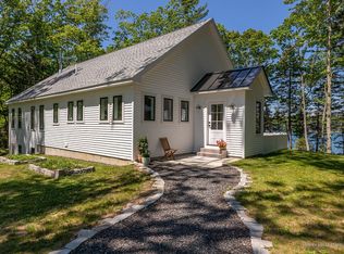 19 Willis Kinney Rd, Tenants Harbor, ME 04860