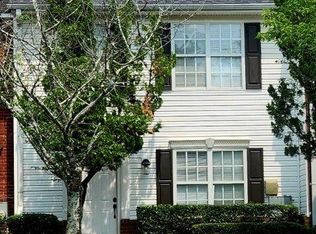 2316 Strathmoor Manor Dr, Lithonia, GA 30058