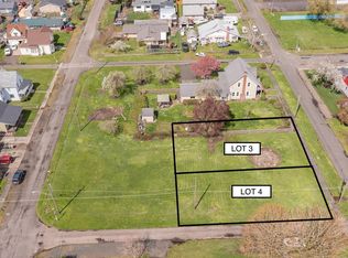 817 W 3rd St, Halsey, OR 97348