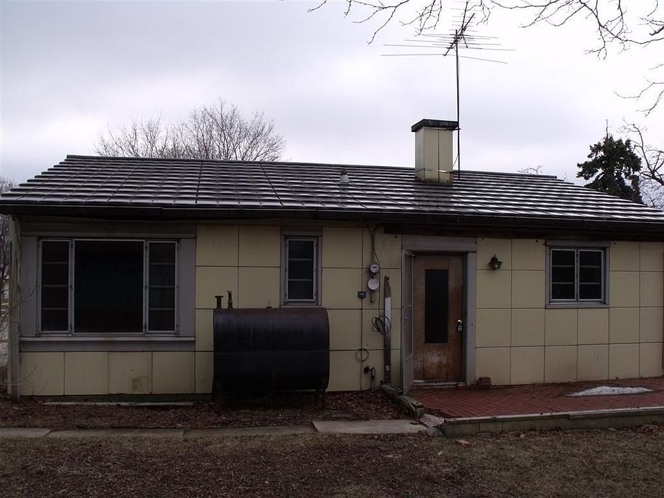 2nd image of 3645 S 20th Pl