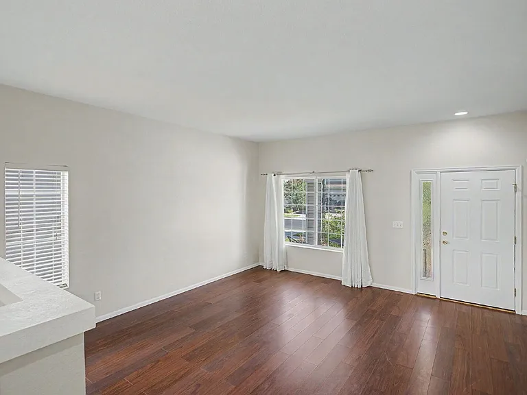21390 E 48th Pl — Photo 5