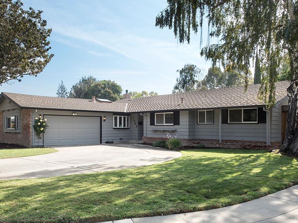 1st image of 1568 Edgewood Way