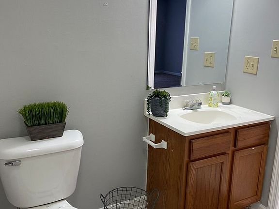 4th image of 1100 Richmond Green Dr APT 3