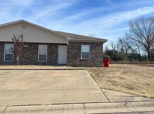 104 Eastgate Dr #A, Morrilton, AR 72110