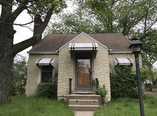 1710 Linden Ave SE, Grand Rapids, MI