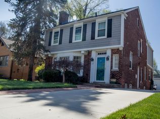 15 Hanover Rd, Pleasant Ridge, MI 48069