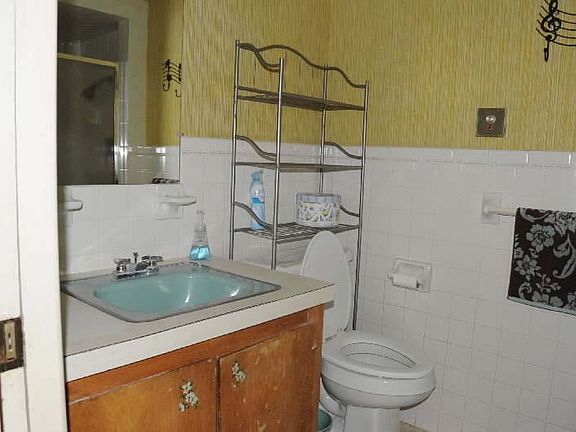 4th image of 118 Estate Dr