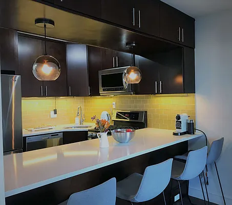 Sold by Remax City Square | media 7