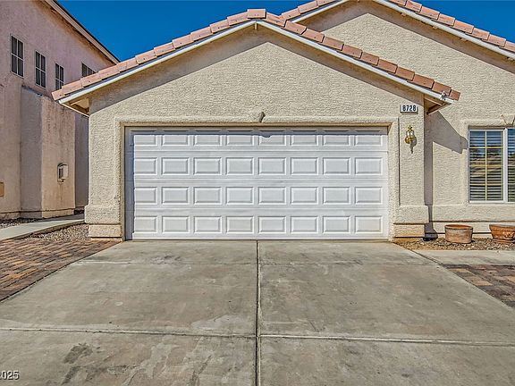5th image of 8728 Honey Vine Ave