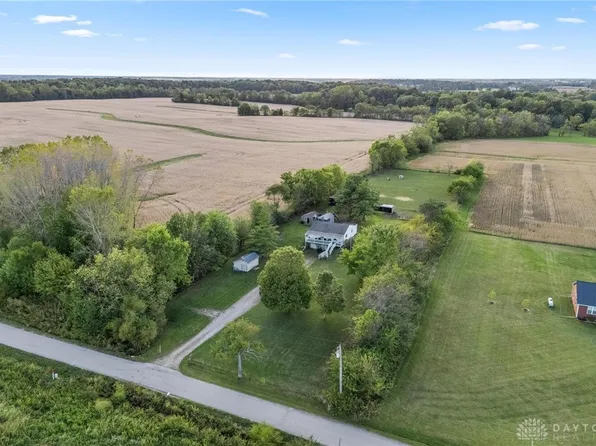 288 Clark Rd, New Vienna, OH 45159