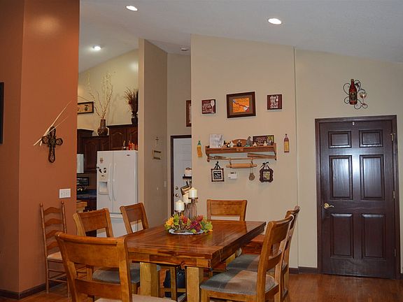 4th image of 4949 S 800 E