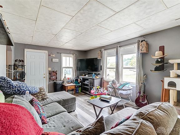 5th image of 3003 Burbank Ave